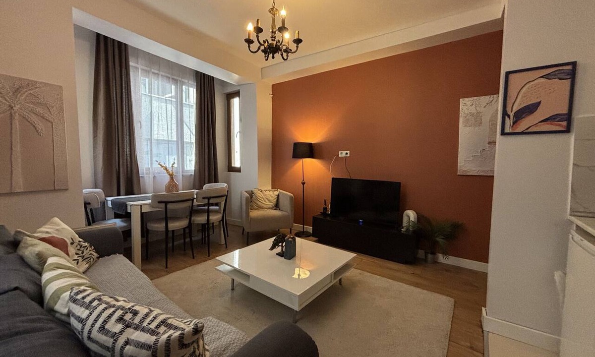 Cagaloglu Apartment | Stylish 2BR Flat Near Grand Bazaar & Eminönü