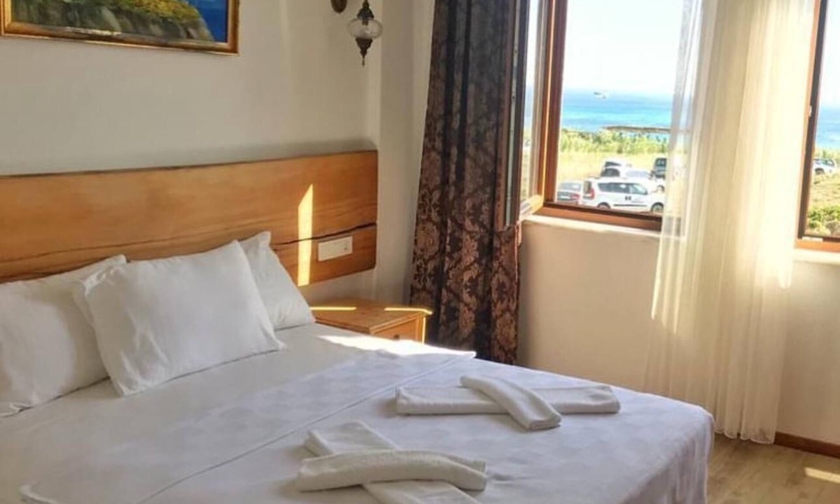 Bozcaada Hotel | Sukha Inn Otel & Beach