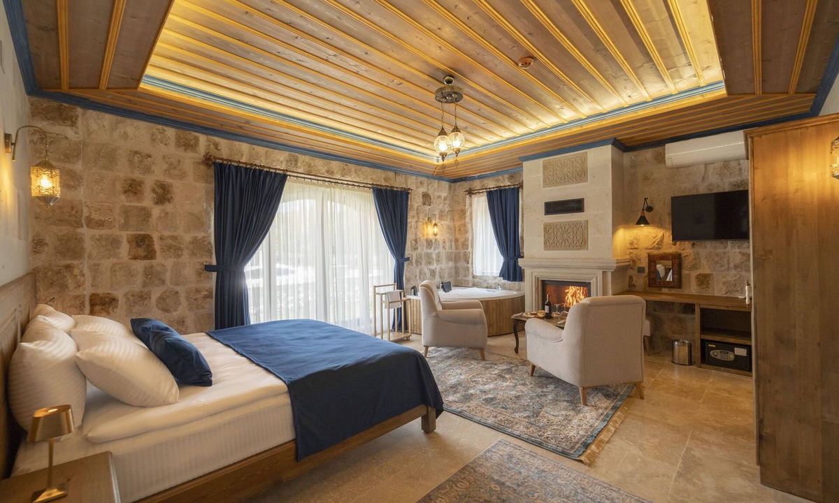 Uchisar Hotel | Sv Valinor Stone House