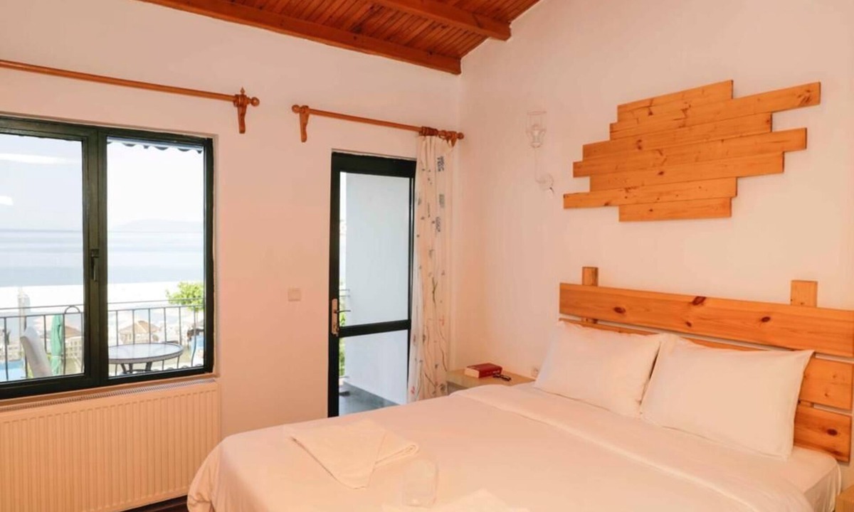 Seferihisar Hotel | Teos Ormanci Tatil Koyu