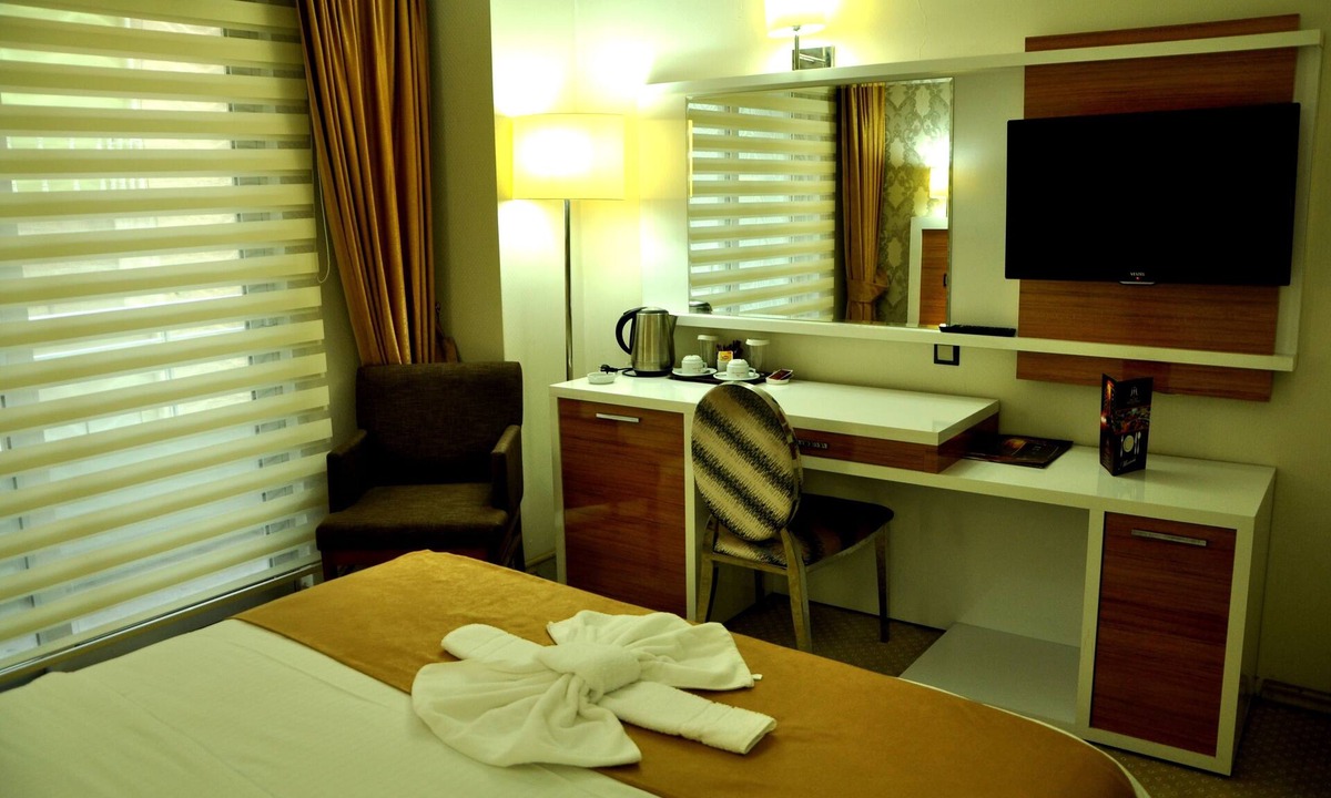 Batman Hotel | The Ancient Mesopotamia Hotel