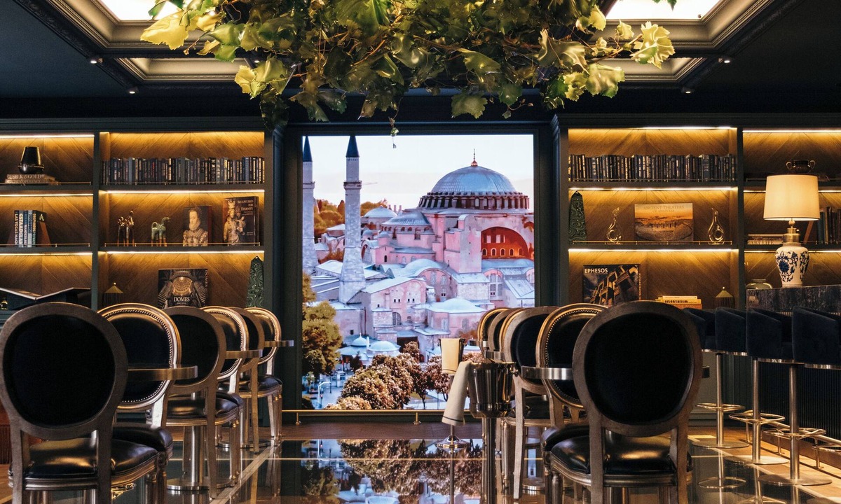 Sultanahmet Hotel | The Komana Binbirdirek