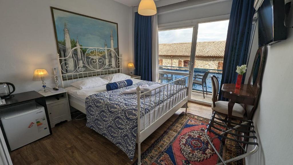 Selcuk Hotel | Urkmez Hotel