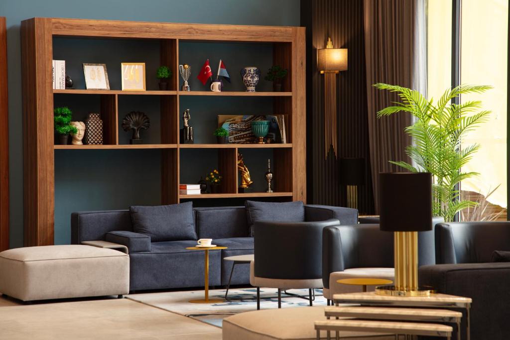 Yomra Hotel | V Center Hotel