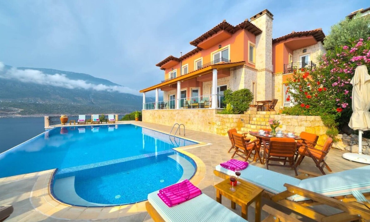 Kas Villa | Wake up and enjoy the breathtaking views in the Villa Poseidon:.An amazing plac