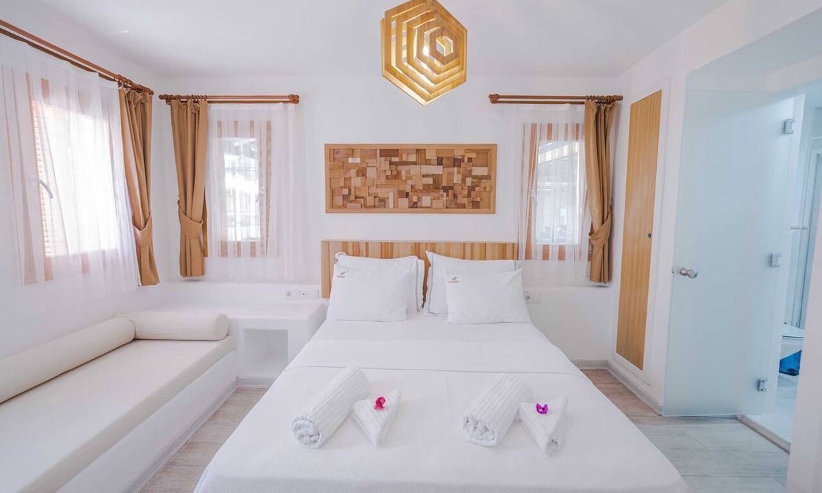 Sigacık Hotel | White Orange