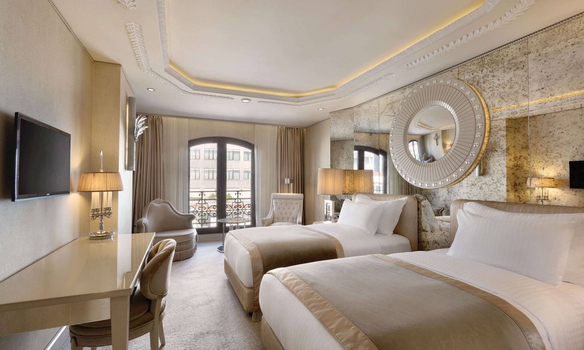 Fenerbahce Hotel | Wyndham Grand Istanbul Kalamis Marina Hotel