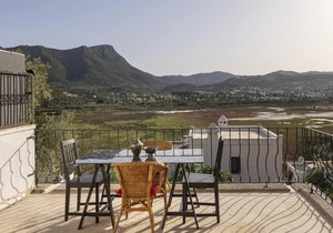 Impressive House with Shared Pool near Paradise Bay in Bodrum
