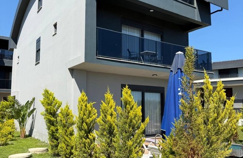 Side House | Özel havuzlu 8 kişilik villa