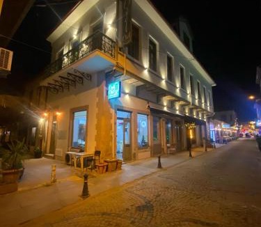 Ayvalik City Center Hotel | Özel Otel