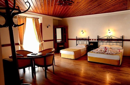 Tosmur Belediyesi Hotel | Şevki Bey Hotel
