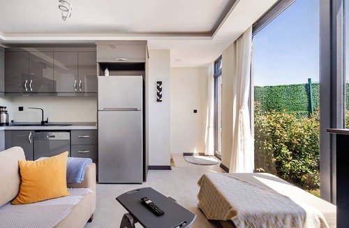 Dilovasi Villa | 2 Superior Villa Isıtmalı Havuz ve Deniz Manzara