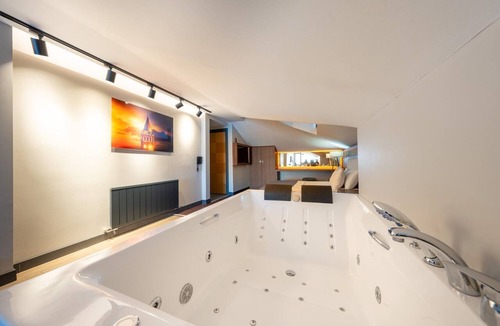Uskudar Hotel | 216 Bosphorus