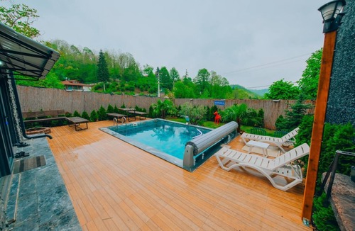 Sapanca House | 3+1 Heated Pool-Jacuzzi-Fireplace-Sheltered Bungalow for 8 People