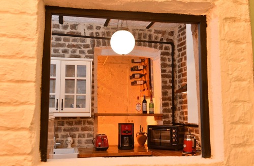 Taksim Apartment | 3-bedroom apartment with Turkish Hammam WiFi, AC