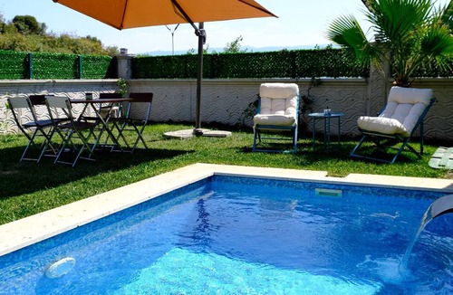Dilovasi Villa | 4-deluxe Villa With Heated Private Pool
