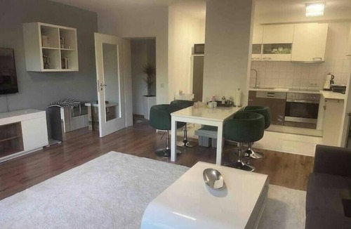 Pendik Apartment | 5 minutes to the pool, 60q, central location + Netflix
