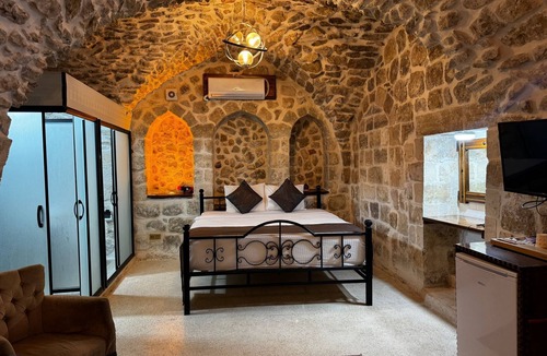 Artuklu Hotel | Ağa Konağı