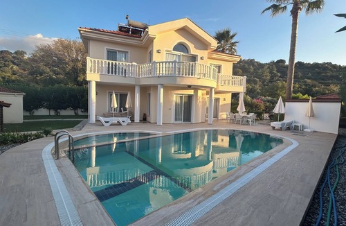 Dalyan City Center Villa | A 3-bedroom villa within in the popular Maras district