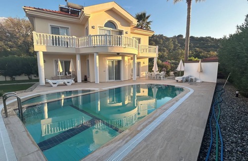 Dalyan City Center Villa | A 3-bedroom villa within in the popular Maras district