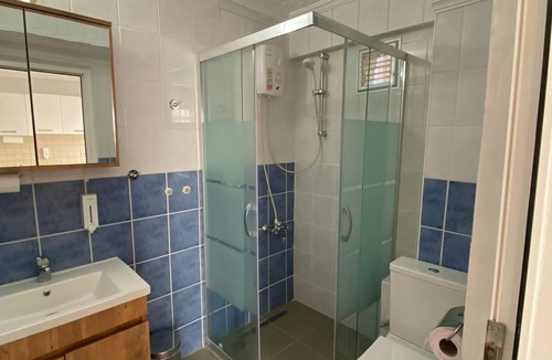Icmeler Apartment | A stunning apartment in a central location in Marmaris 300 meters from the sea.