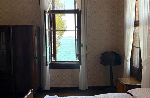Ayvalik City Center Villa | Akkoç Heritage Suite by Lodhous