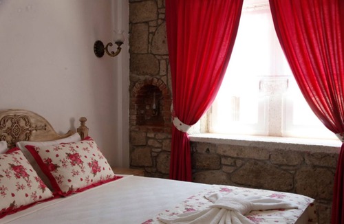 Hacımemis Hotel | Alacati Ciftekuyu Butik Otel