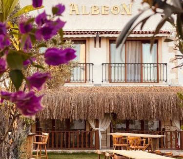 Hacımemis Hotel | Albeon Luxury Hotel - Alacatı