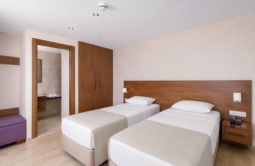 Kusadasi Hotel | ALTAMARE HOTEL