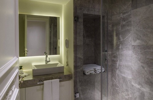 Gumussuyu Mahallesi Hotel | Atik Suite Taksim