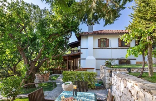 Islamlar Villa | Authentic villa with private pool in nature