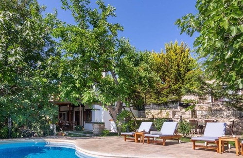 Islamlar Villa | Authentic villa with private pool in nature