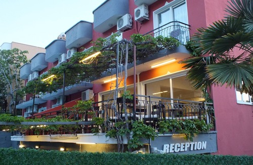 Kadnlar Denizi Mahallesi Apartment | Avalon Otel