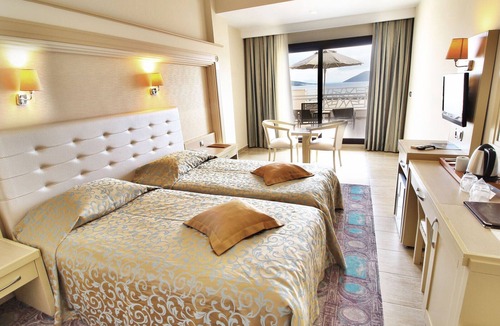 Bodrum City Center Hotel | Azka Hotel
