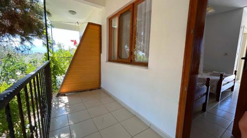 Ayvacik Apartment | Başarır pansiyon