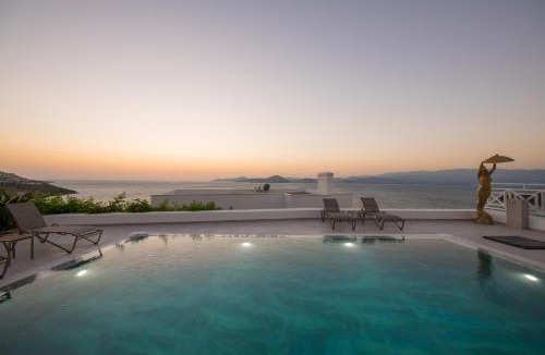 Bogazici Villa | BEACH FRONT SUPER VİLLA Boss 1