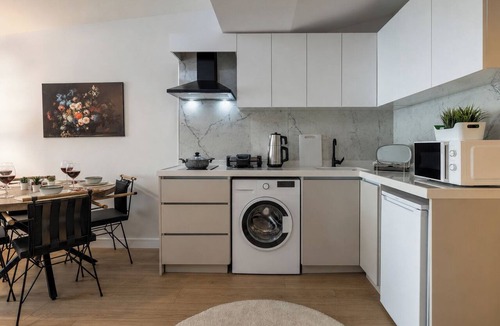 Cihangir Apartment | Bliss Apartment Huge Terrace& Bosphorus View