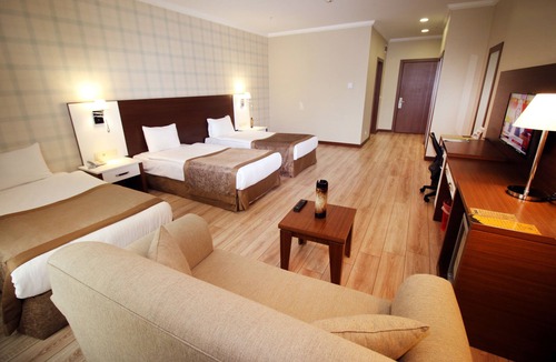 Sincan Hotel | Boss Otel