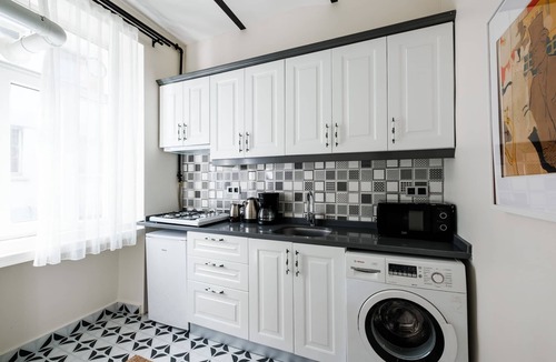 Galata Apartment | Boutique Living Steps from Galata Tower