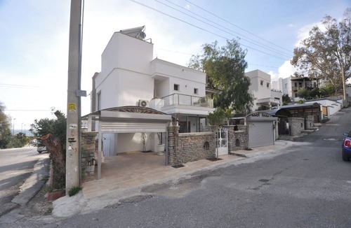 Bodrum City Center Villa | Brand New Luxury Villa w/Private Pool – 3 Min Walk to Cruise Port