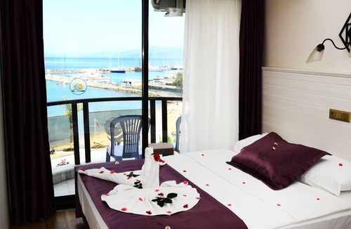 Kusadasi City Centre Hotel | By Karaaslan Inn