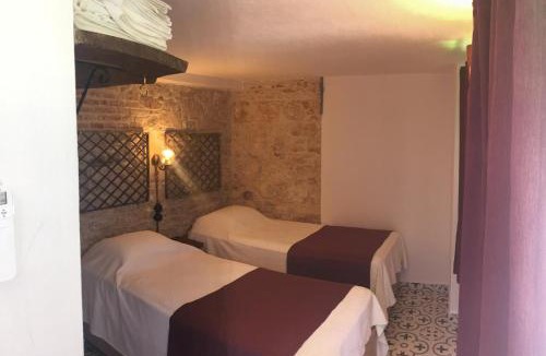 Ayvalik City Center Hotel | CavlıHane 1885