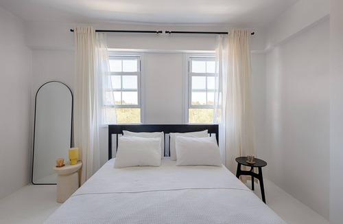 Ezine Bed & Breakfast | Cedori otel