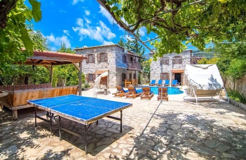 Kayakoy Villa | Central Kayaköy Twin Stone Villa – Private Pool, Large Garden & Outdoor Jacuzzi