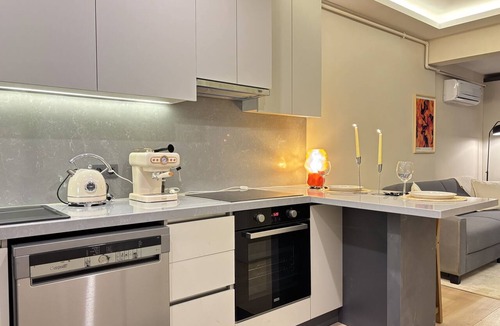 Osmanbey Apartment | Central Şişli Gem – Modern 1BR with AC