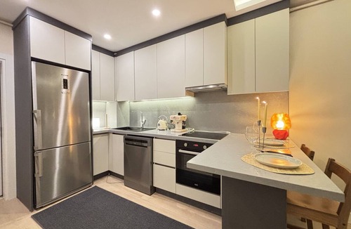 Osmanbey Apartment | Central Şişli Gem – Modern 1BR with AC