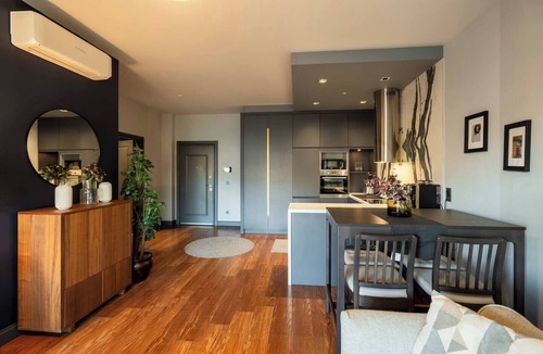 Taksim Apartment | Charming 1-bedroom apartment with WiFi, AC in lovely Istanbul TAKSIM