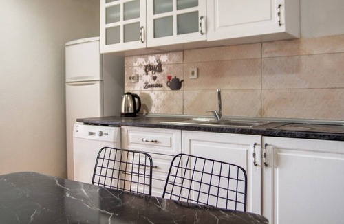 Konak House | Charming Home Overlooking Ocean with Garden