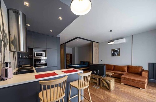 Beyoglu Apartment | Classy, quality residence in Beyoglu