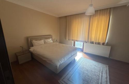 Cankaya Apartment | Corner splash